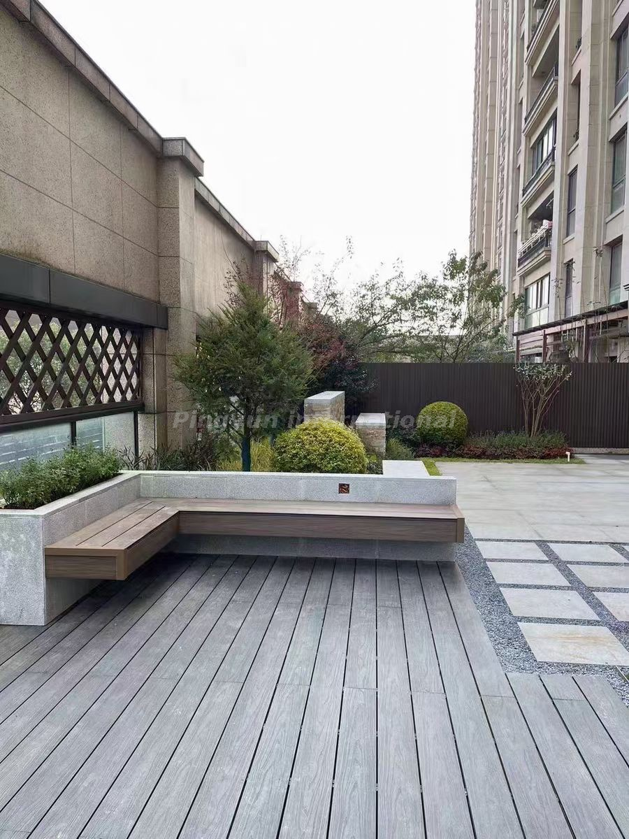 Anti-fading co-extruded wood plastic pavement composite polyethylene engineering floor garden non-slip 3D wood grain wood plastic floor