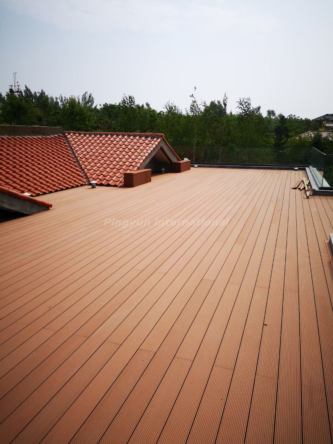 Anti-fading co-extruded wood plastic pavement composite polyethylene engineering floor garden non-slip 3D wood grain wood plastic floor