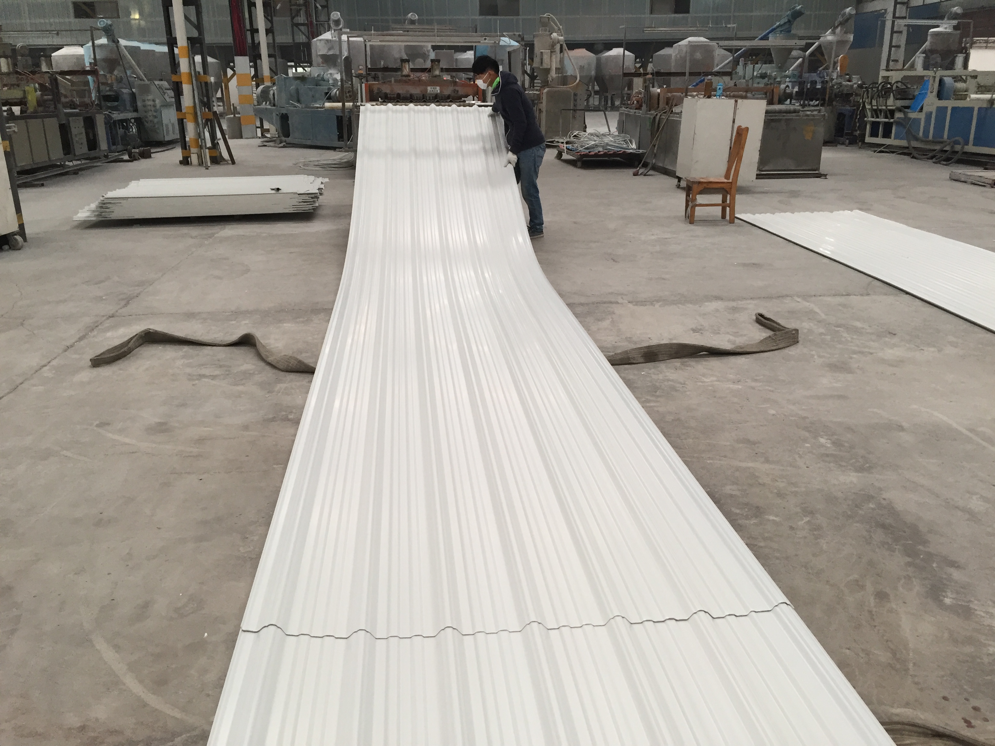 Murang corrosive resistance pvc roof sheet tejas plasticas tejas pvc Mexico pvc corrugated roof tile